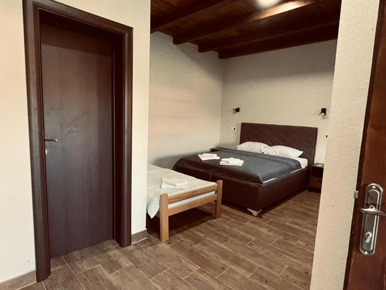Rustic Village Rijeka Crnojevića Eksteriør bilde